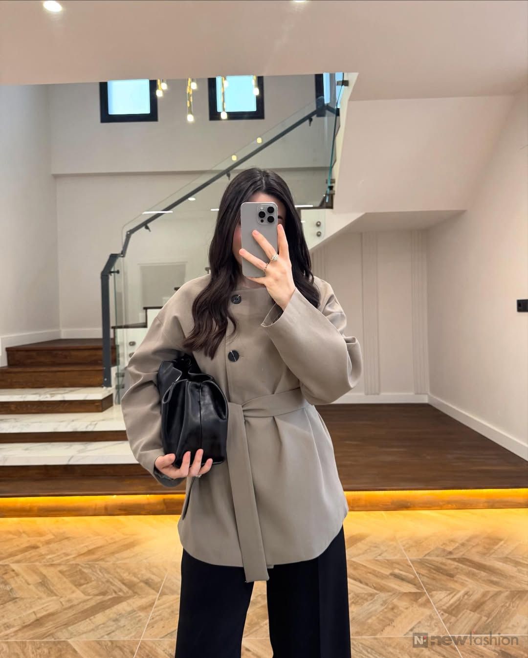 أونسومبل ريفـا حيث يلتقي الوقار بالأنوثة الطاغية 🕰️✨